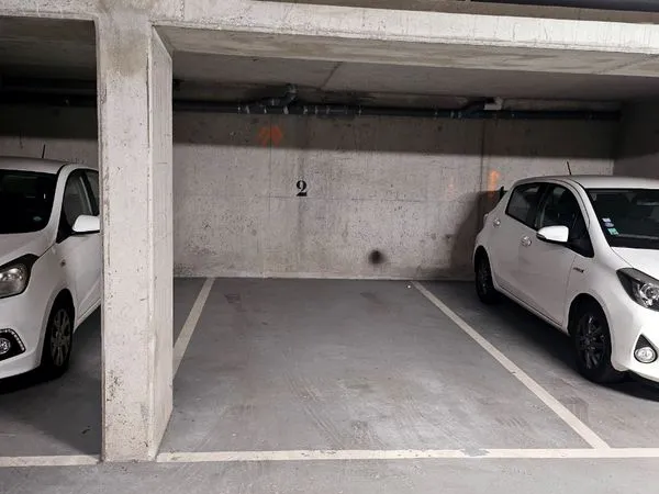 Loue Place de Parking a Meudon Val Fleury