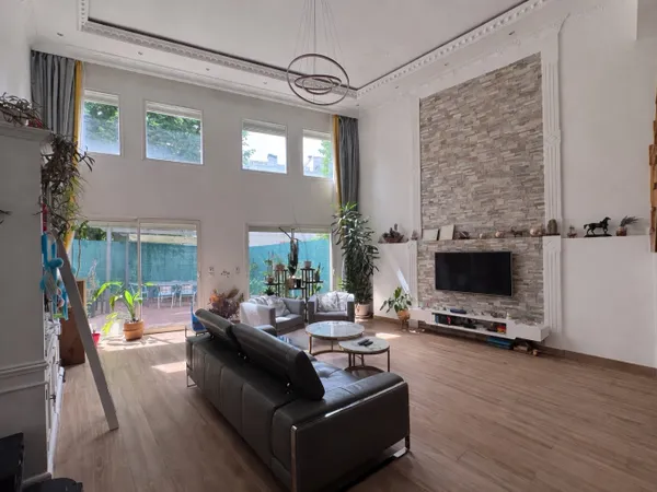 Maison 7 pièces 150 m²