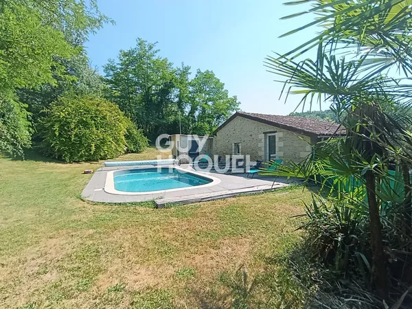 Ancienne tuilerie avec gîte et piscine