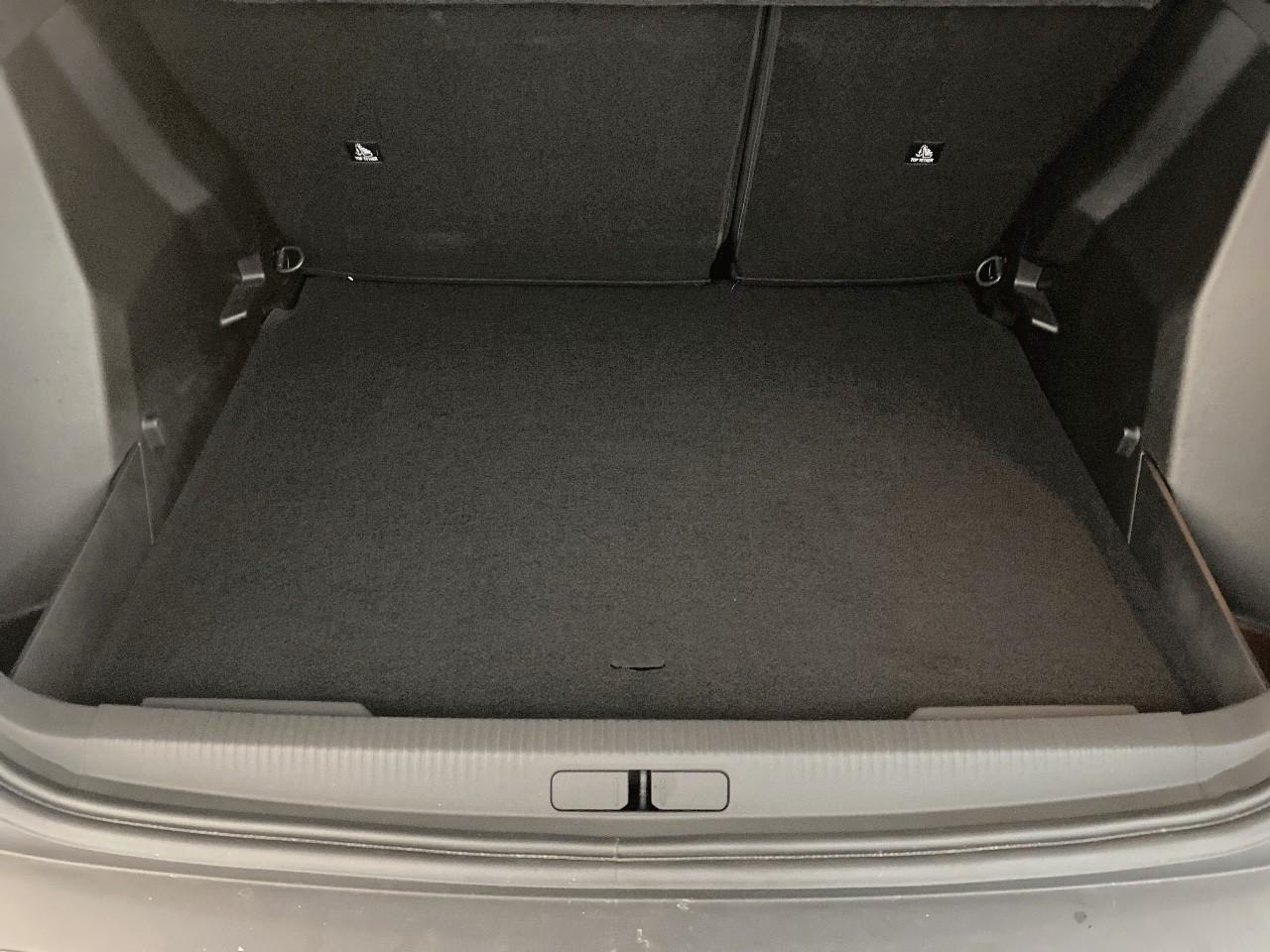 Peugeot 2008 hybrid 145 ch e-dcs6 allure — photo 6