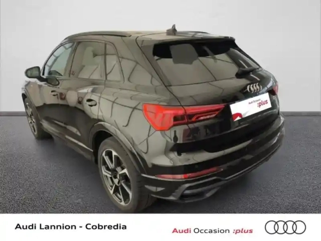 Audi Q3 35 tdi 150ch 124g s line s tronic 7 — photo 3