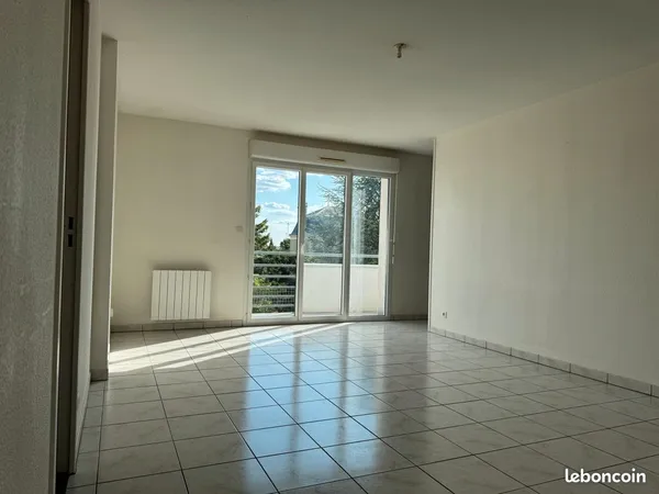 À louer - T2 bis lumineux de 55 m² à Neuville-de-Poitou