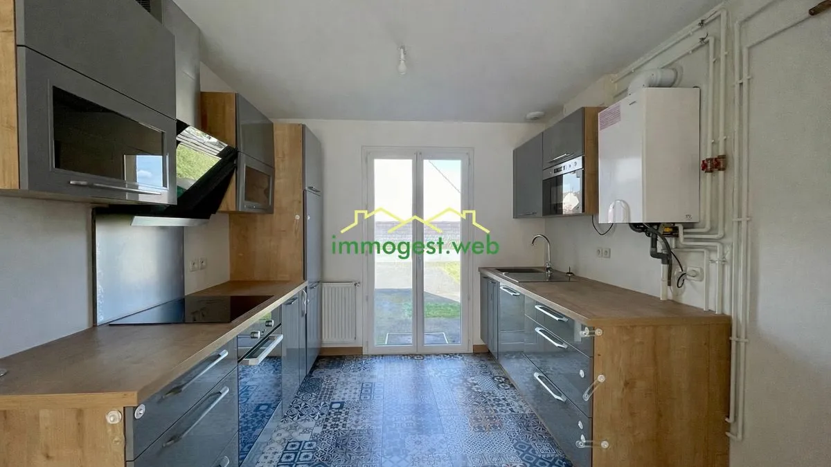 Photo 1