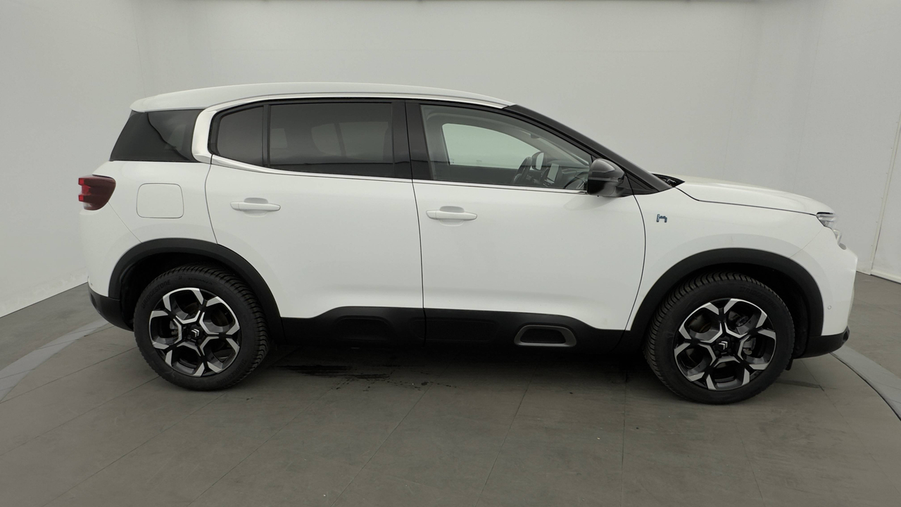 Citroen C5 Aircross Hybride Rechargeable 225 e-EAT8 — photo 45