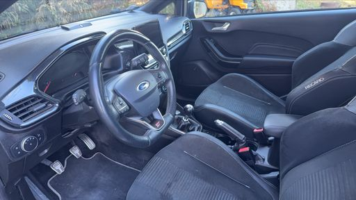 Ford Fiesta 1.5 EcoBoost 200 - St Plus – 2019 – 120277 km – Essence – Boîte Manuelle — photo 26