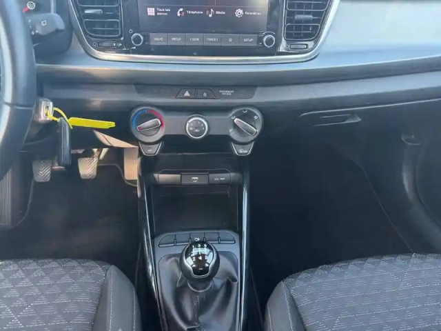 Kia Rio 1.2 dpi 84 ch bvm5 — photo 11