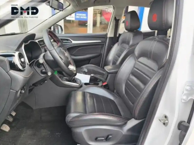 Mg Zs 1.5 vti-tech 106ch luxury — photo 9