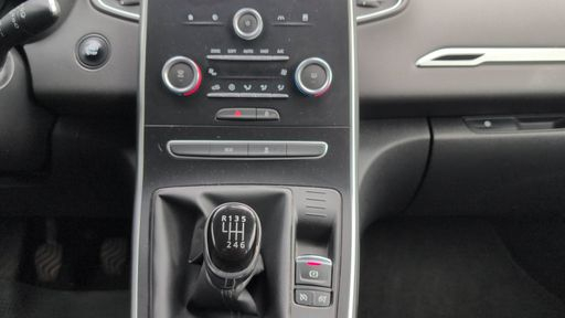 Renault Scenic 1.5 DCI 110 - Intens – 2017 – 47018 km – Diesel – Boîte Manuelle — photo 19