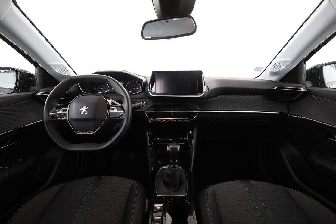 Peugeot 208 1.2 PureTech Allure — photo 11