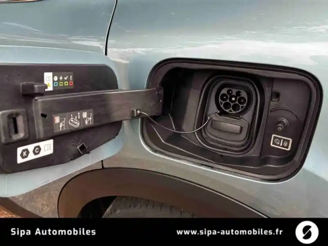 Citroën C4 e- 136 ch automatique — photo 29