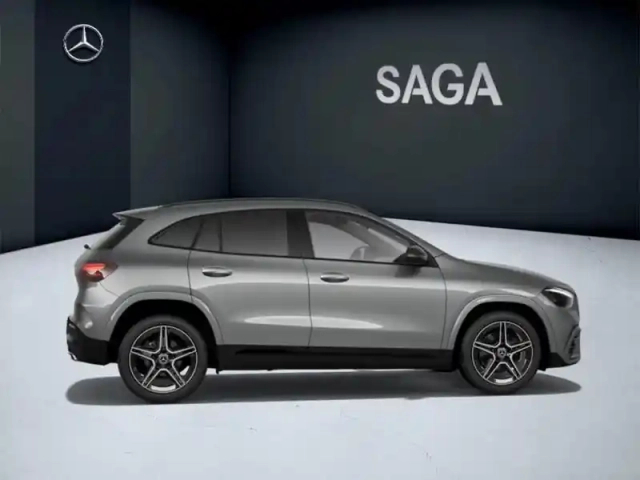 Mercedes Gla 200 d amg line — photo 17