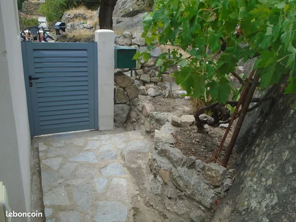 Maison à MONCALE entre CALVI et CALENZANA