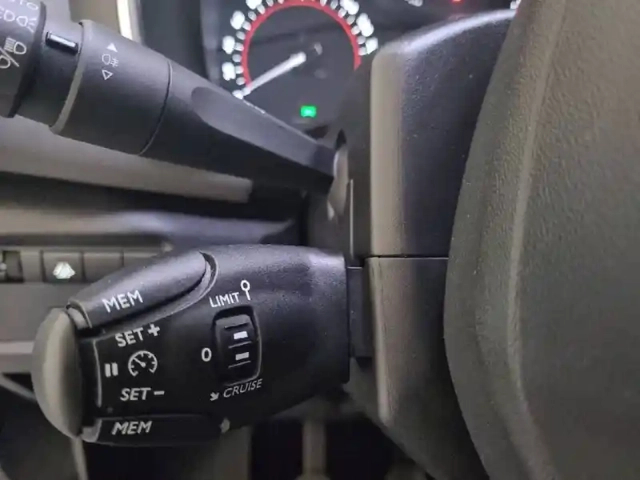 Citroën C5 Aircross puretech 130 s&amp;s bvm6 — photo 97