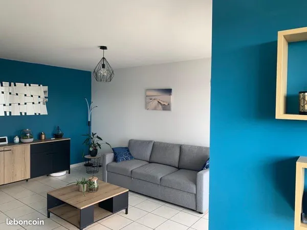 T2 meublé lumineux de 45,5 m² avec balcon et box - Saint-Herblain, quartier Solvardière