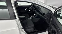 Toyota Yaris 116h Dynamic Business Affaire MY22 + Programme Toyota Expérience — photo 15