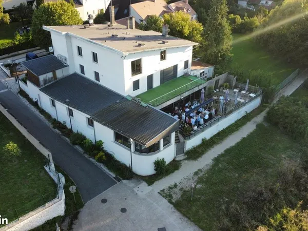 Local commercial 520 m² Saint-Hilaire-Saint-Mesmin