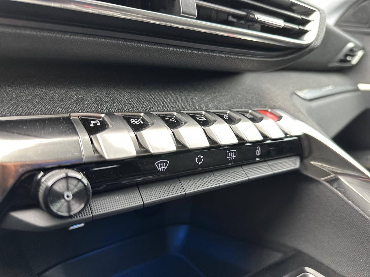 Peugeot 3008 puretech 130ch s&s eat8 roadtrip — photo 27