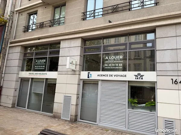 A louer : Bureaux 1ER ETAGE Marseille (13006) Lieutaud Royal Castellane 88 m² - 800 euros/mois