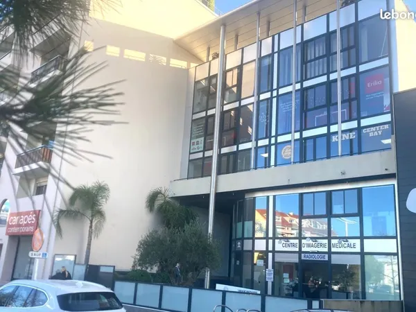 Bureaux 103 m² Cannes