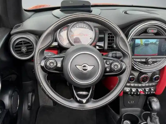 Mini Mini cabrio cooper 136ch exquisite bva — photo 26