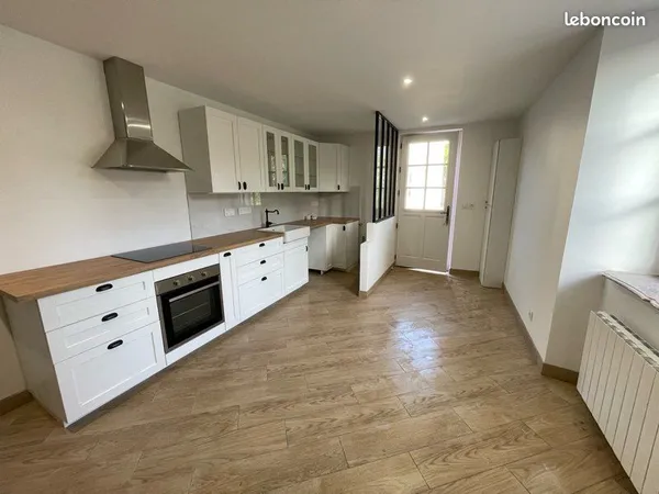 Maison de caractère rénovée 80m2 calme et charme