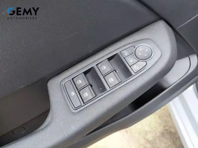 Renault Clio tce 90 — photo 15