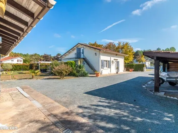 Maison 5 pièces 134 m²