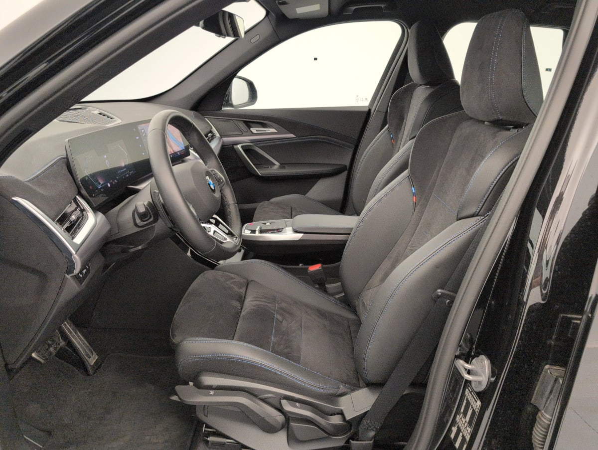 BMW X1 — photo 16