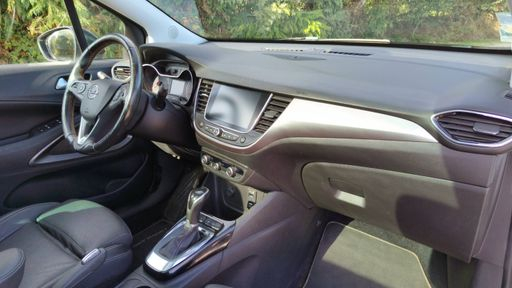 Opel Crossland X 1.2 Turbo 110 BVA6 - Ultimate – 2019 – 82721 km – Essence – Boîte Automatique — photo 32