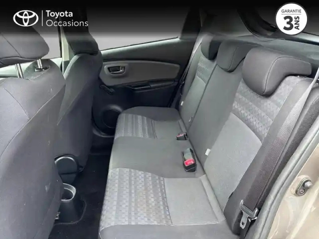 Toyota Yaris 69 vvt-i active 5p — photo 11