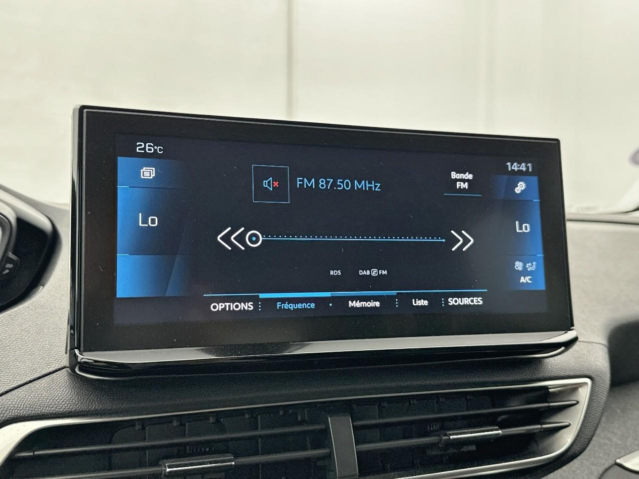 Peugeot 3008 puretech 130ch s&s bvm6 allure pack — photo 22