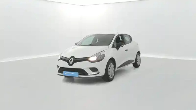 Renault Clio 1.2 16v 75 — photo 10