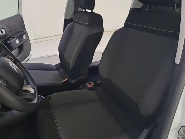 Citroën C3 puretech 110 s&amp;s eat6 — photo 11