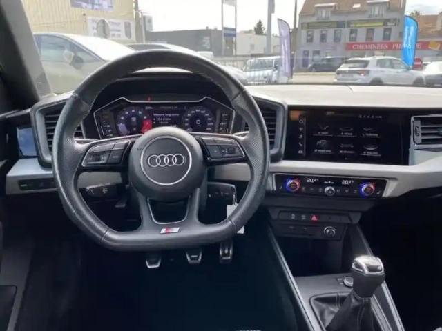 Audi A1 sportback 25 tfsi 95ch s line — photo 13