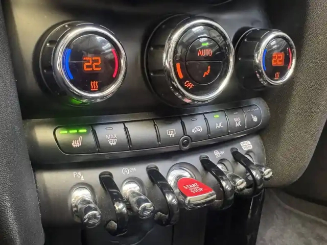 Mini Mini cabriolet cooper 136 ch dkg7 — photo 33