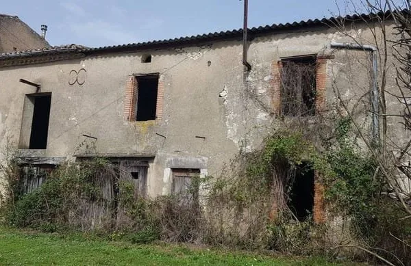 Maison 2 pièces 200 m²