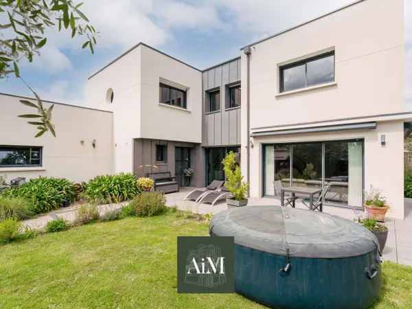 Maison 6 pièces 190 m²