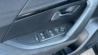 Peugeot 2008 1.2 100ch S&S Style — photo 25
