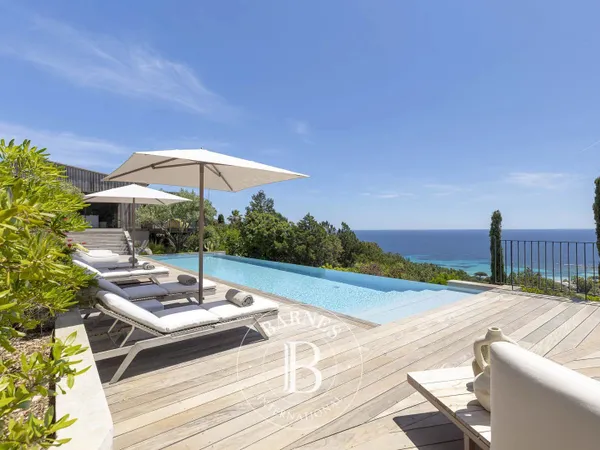 Porto-Vecchio, Palombaggia, Villa vue mer panoramique, 6 chambres, piscine chauffée, plage à pied
