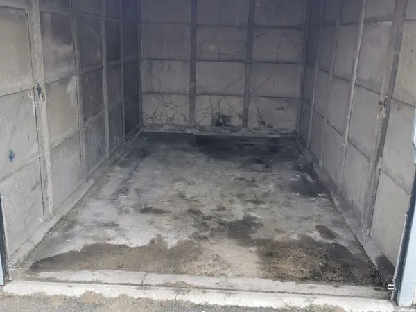 Box de 12,5m² - coubron (93)