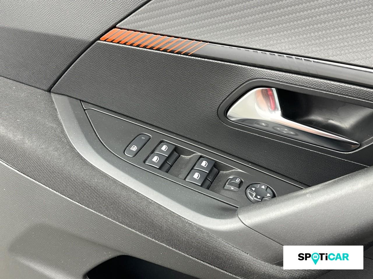 Peugeot 2008 1.2 puretech 100ch s&s active — photo 16