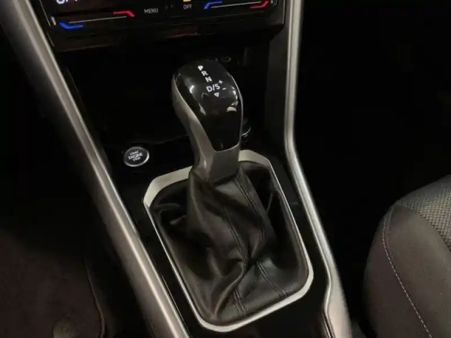 Volkswagen T-Roc 1.5 tsi evo2 150 start/stop dsg7 vw edition — photo 16