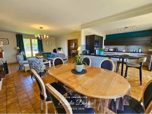Maison de plain-pied 4 pièces 132 m²