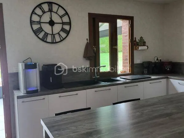 Maison individuelle en véritable brique - 189 m²