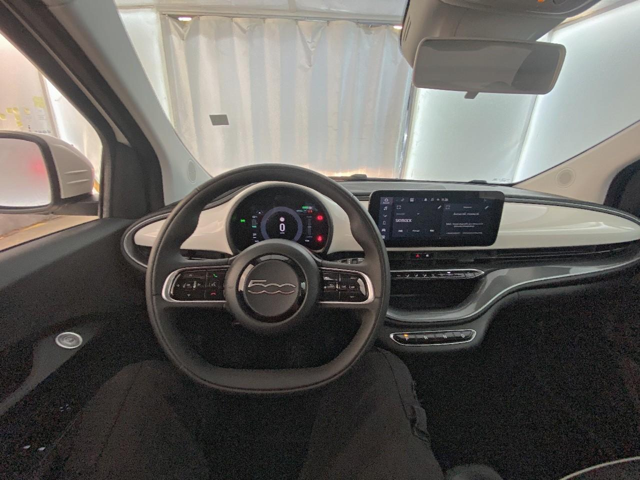 Fiat 500 e 42kwh — photo 12