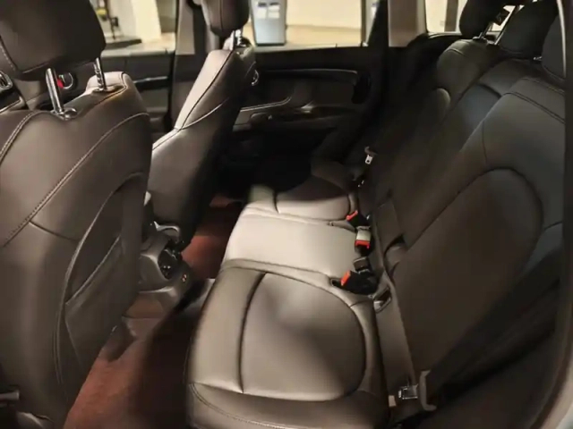 Mini Countryman cooper s e yours all4 — photo 19