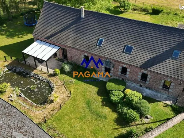 Maison 9 pièces 225 m²