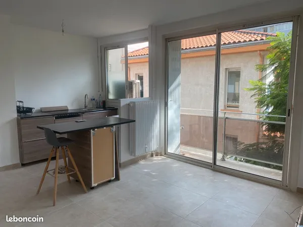 Studio meublé étudiant mourillon