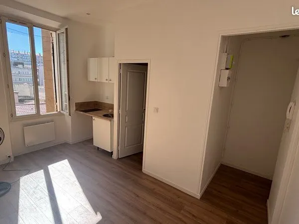 Studio refait à neuf