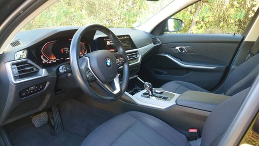 BMW Serie 3 Touring 2.0 320d 190 - Lounge – 2020 – 160000 km – Diesel – Boîte Automatique — photo 33